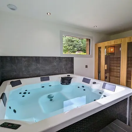 Maison Neuve Avec Spa, Sauna, Terrasse Proche Des Lacs Et Pistes De Ski De Gerardmer Et La Bresse - Fr-1-589-648 Vakantiehuis *